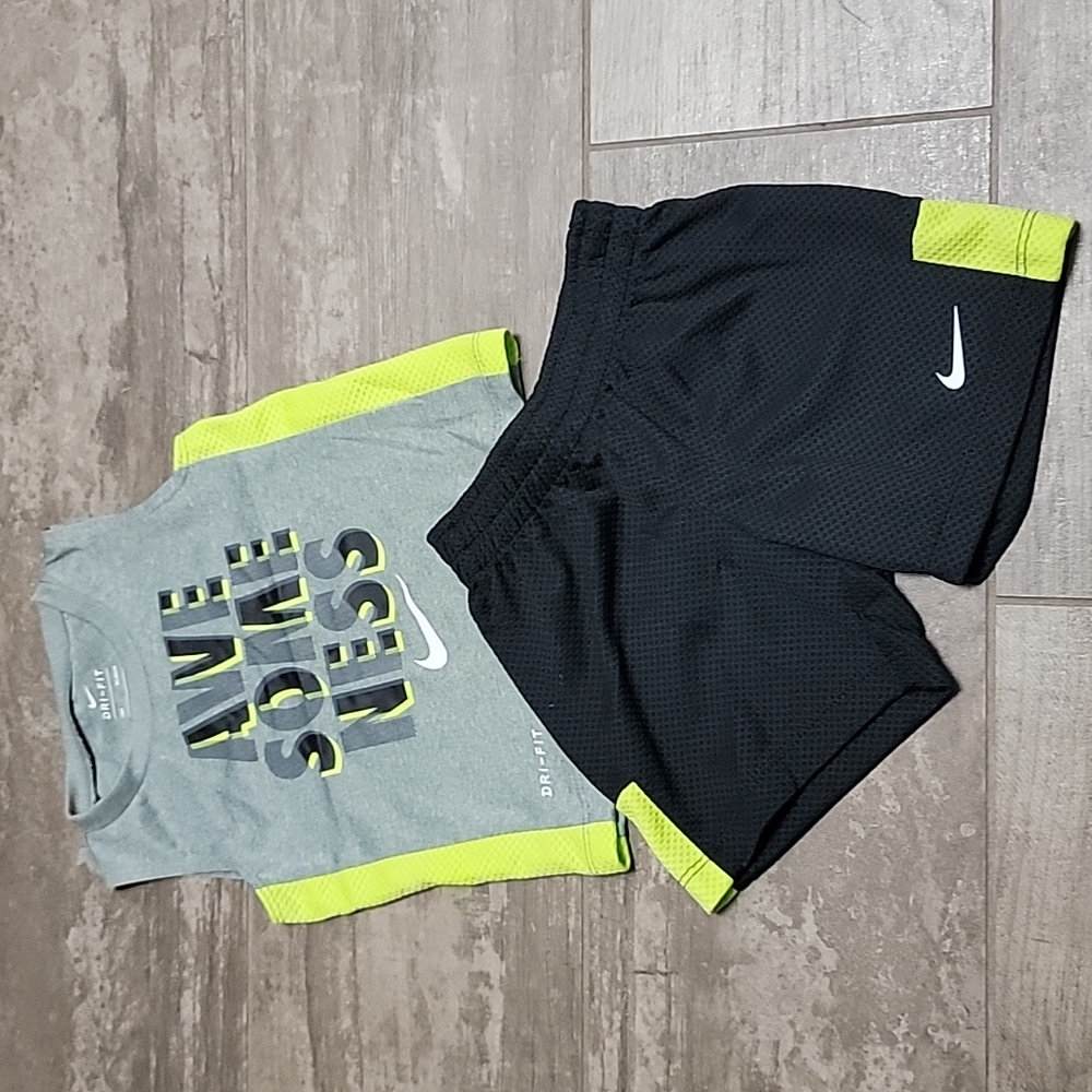 Baby Nike outfir